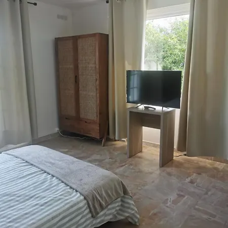 Apartmán Platanes 2 - Proche Disneyland - Parking Gratuit - *