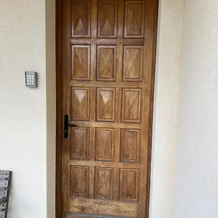 Platanes 2 - Proche Disneyland - Parking Gratuit - Apartmán Meaux