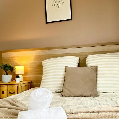 Platanes 2 - Proche Disneyland - Parking Gratuit - Apartmán